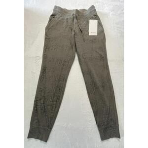 Lululemon Wunder Train HR Leggings TO DYE FOR Size 6 Gym Workout Training NWT